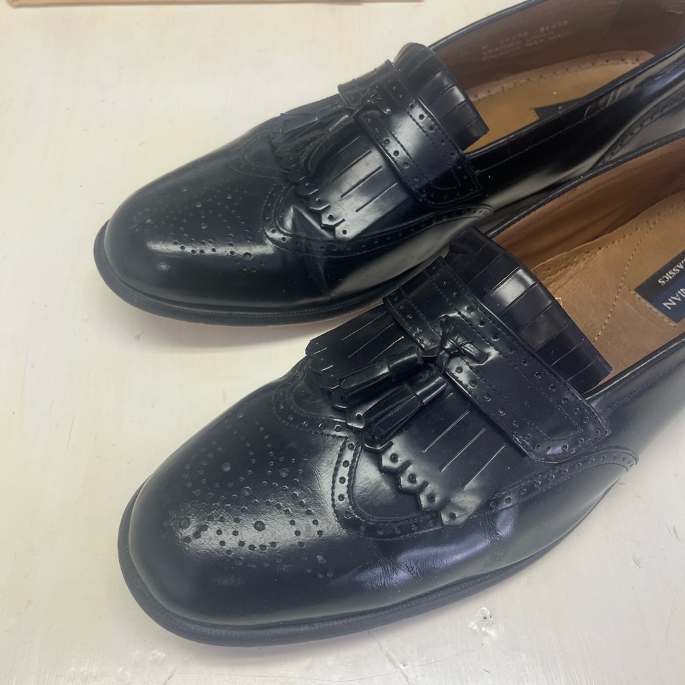 Men’s Bostonian sz 15